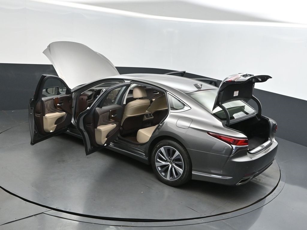 2020 Lexus LS 500 photo 2