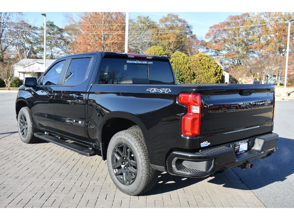 2025 Chevrolet Silverado 1500 RST photo 4