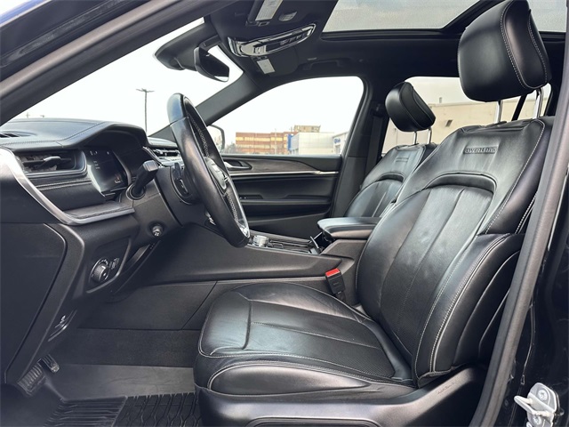 2021 Jeep Grand Cherokee Overland photo 19
