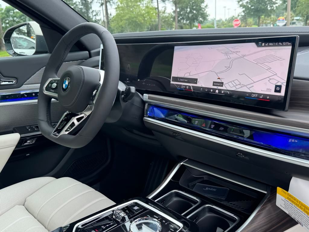 2025 Bmw 740i photo 19
