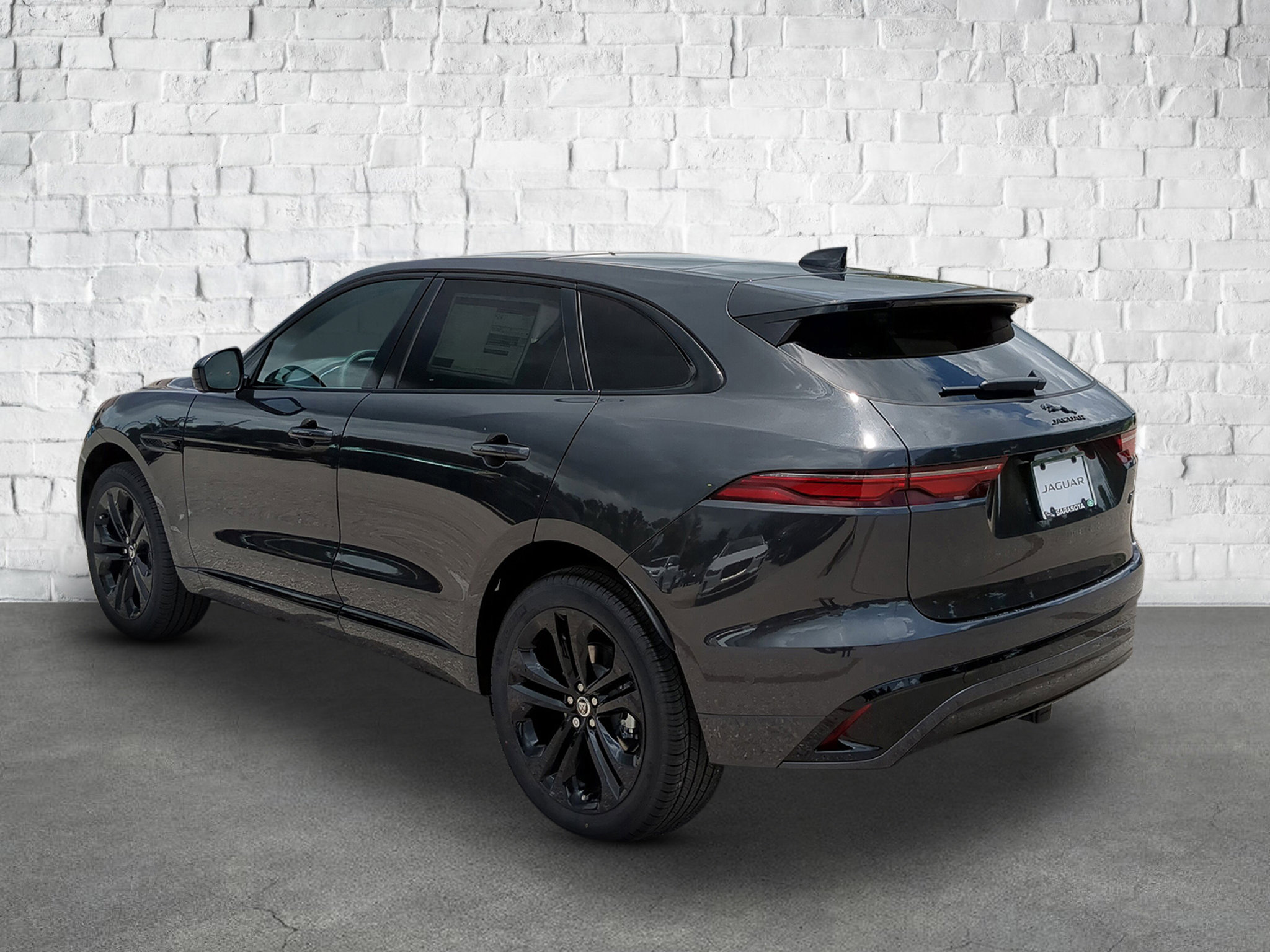 2026 Jaguar F-PACE P250 R-Dynamic S photo 3