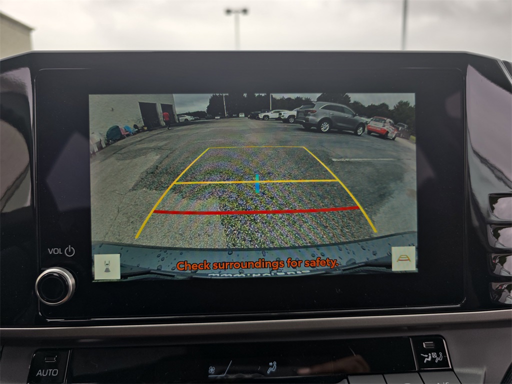 2025 Toyota Camry LE photo 21