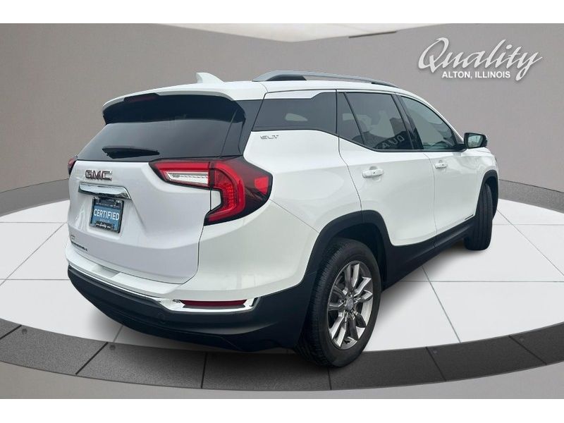 2023 Gmc Terrain SLT photo 2
