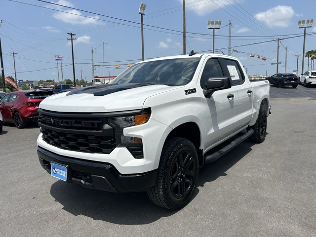 2024 Chevrolet Silverado 1500 Custom Trail Boss photo 3