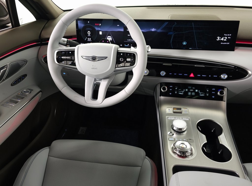 2026 Genesis GV70 2.5T Advanced photo 13