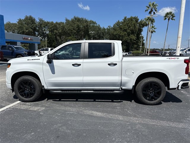 2026 Chevrolet Silverado Custom photo 6