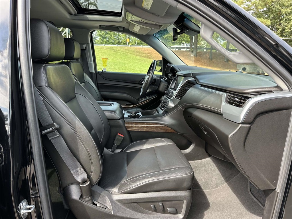 2019 Chevrolet Tahoe LT photo 10