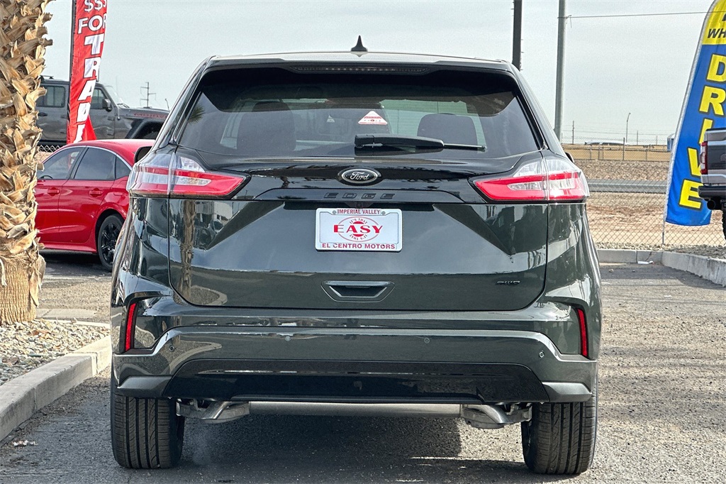 2024 Ford Edge SE photo 5