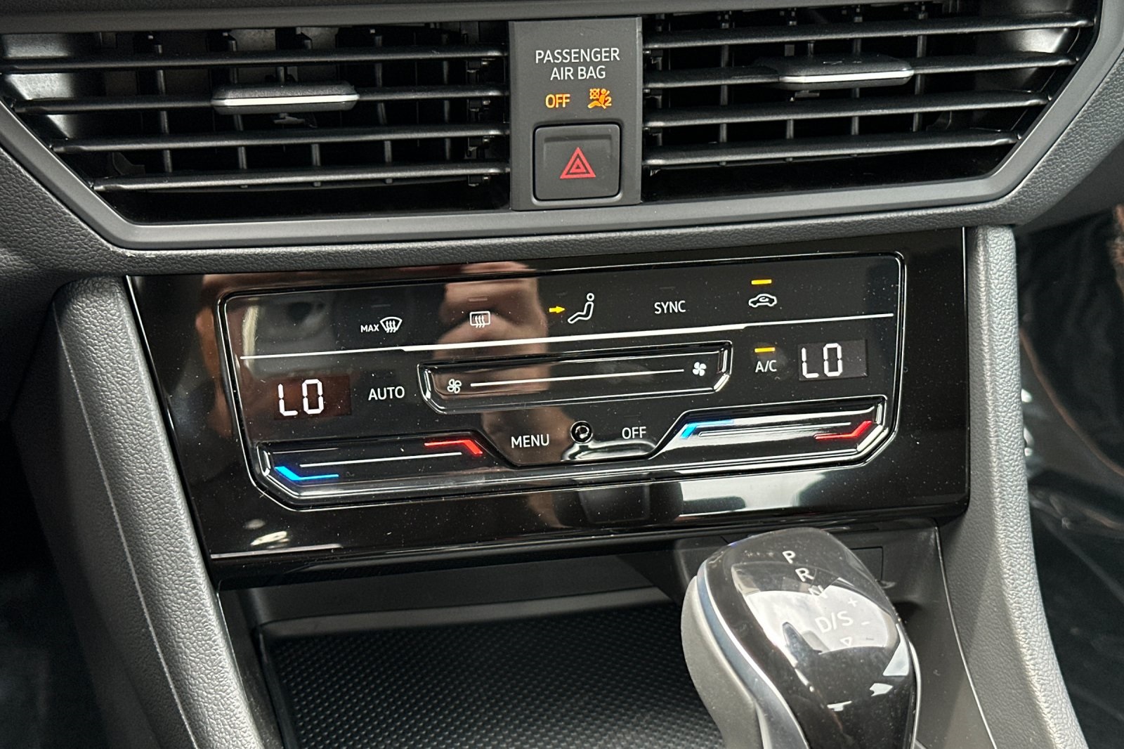 2025 Volkswagen Jetta 1.5T S photo 18