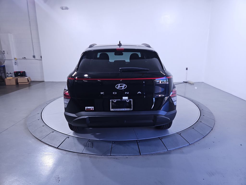2026 Hyundai Kona SEL photo 4