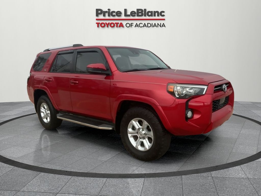 2020 Toyota 4Runner SR5's photo