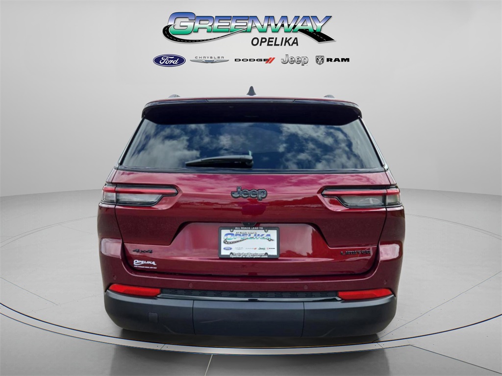 2025 Jeep Grand Cherokee Limited photo 3