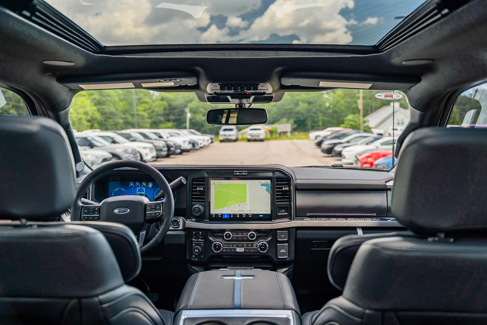 2025 Ford F-350 Platinum photo 20