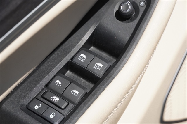2022 Jeep Grand Cherokee Limited photo 16