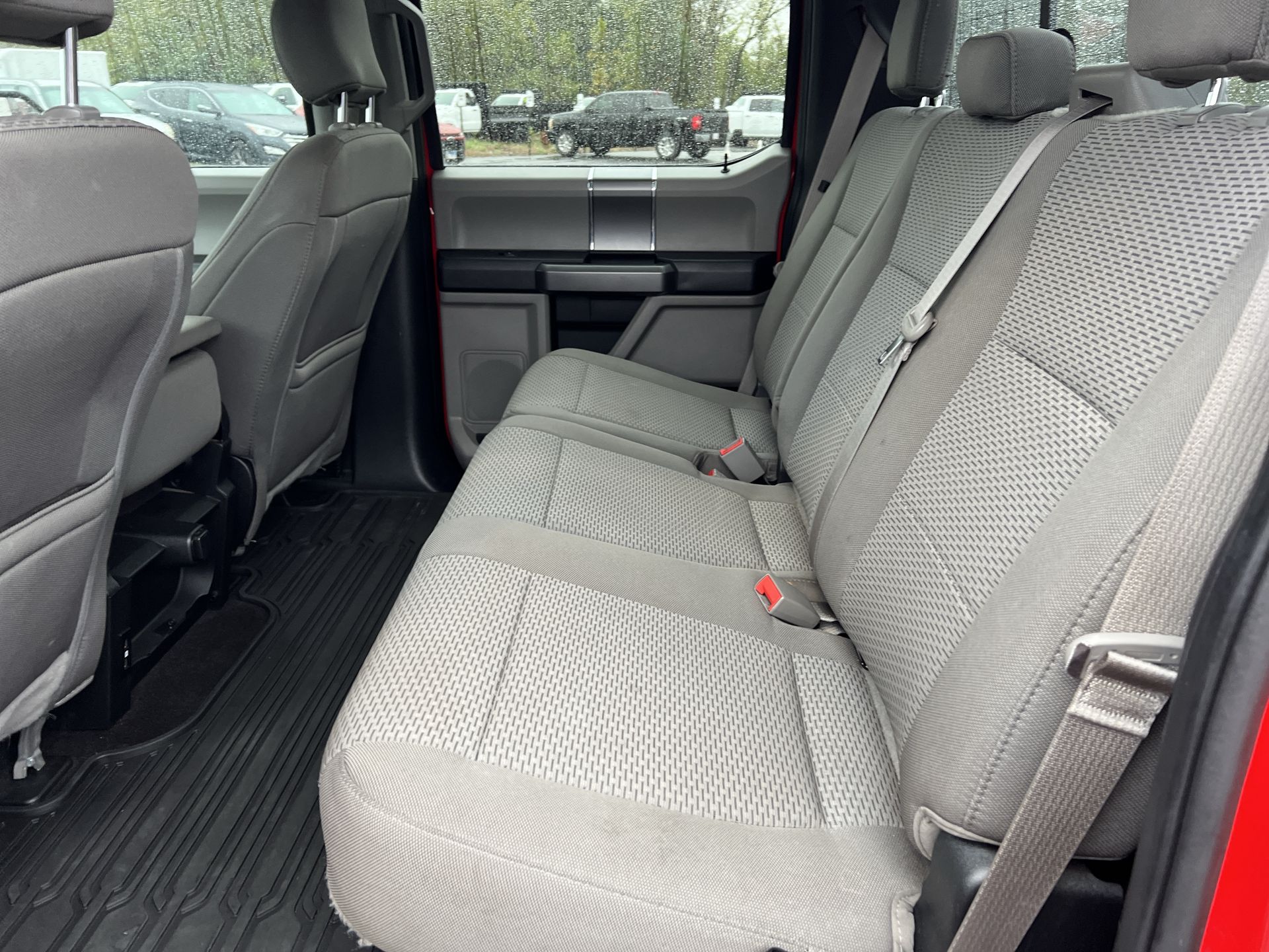 2019 Ford F-150 XLT photo 18