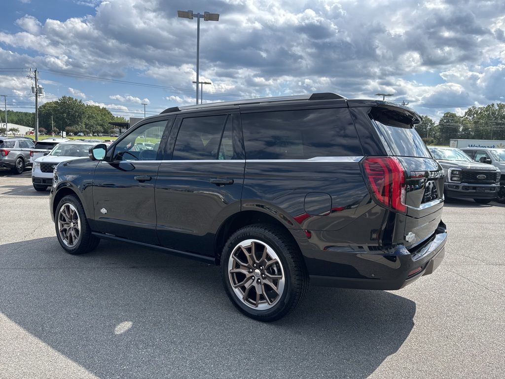 2025 Ford Expedition King Ranch photo 4