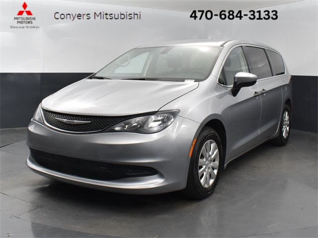 2021 Chrysler Voyager L