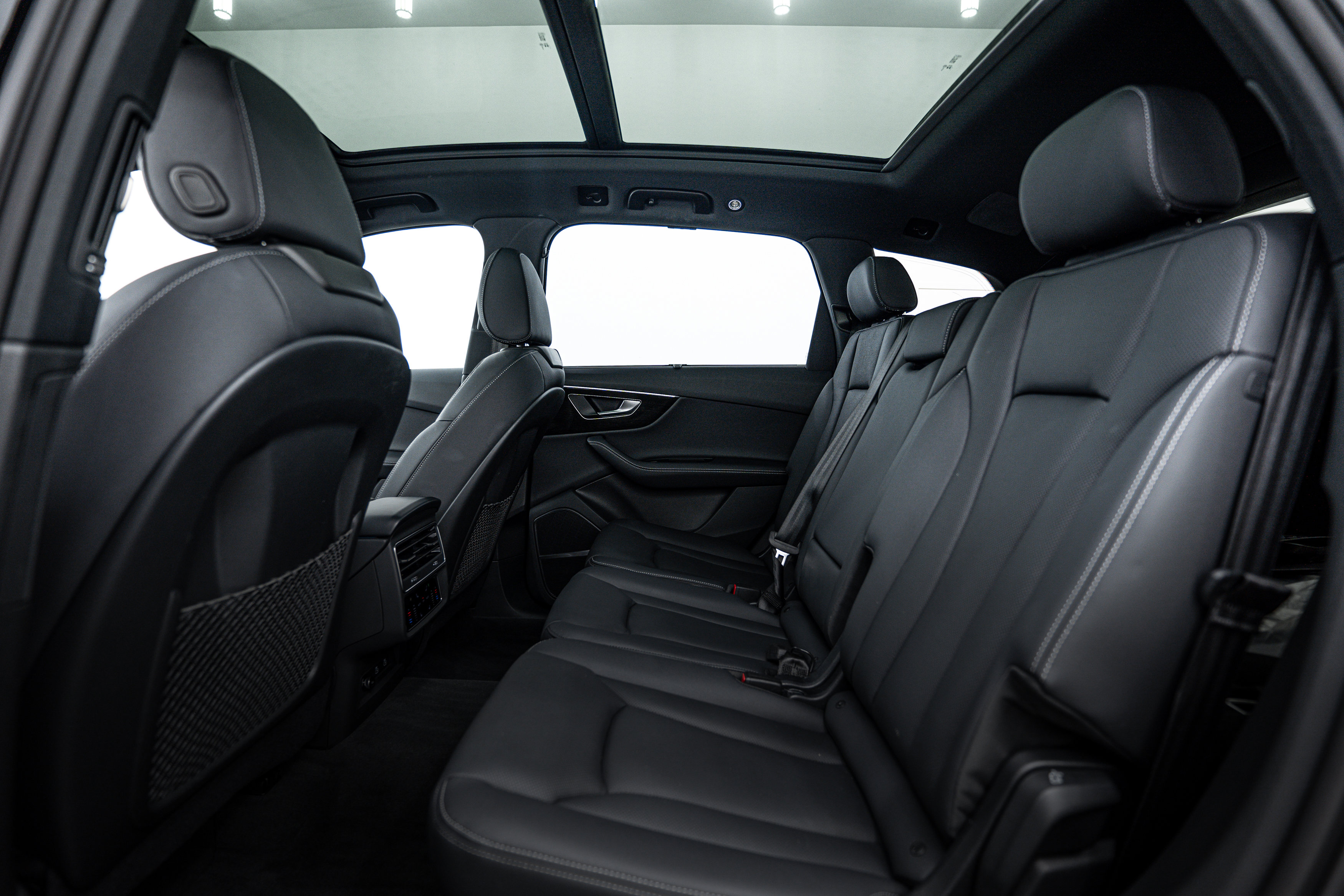 2025 Audi Q7 Premium Plus photo 12