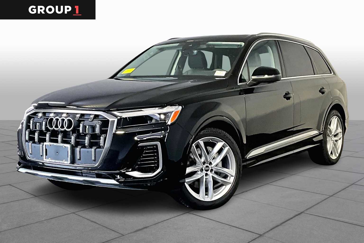 2025 Audi Q7 Premium Plus's photo