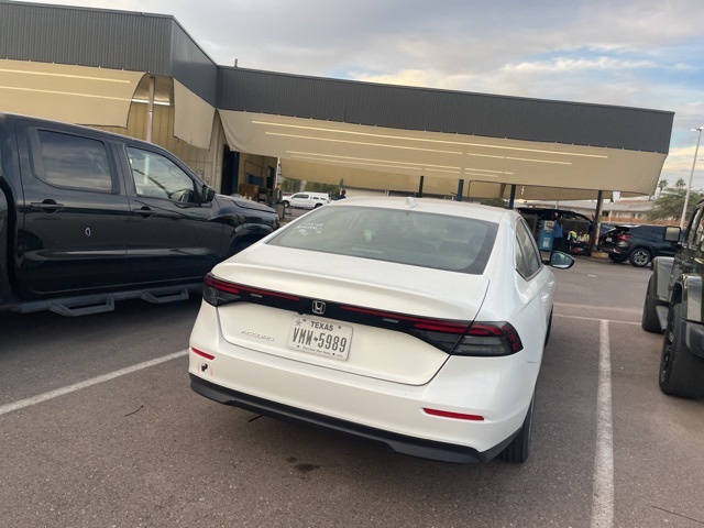 2023 Honda Accord LX photo 3