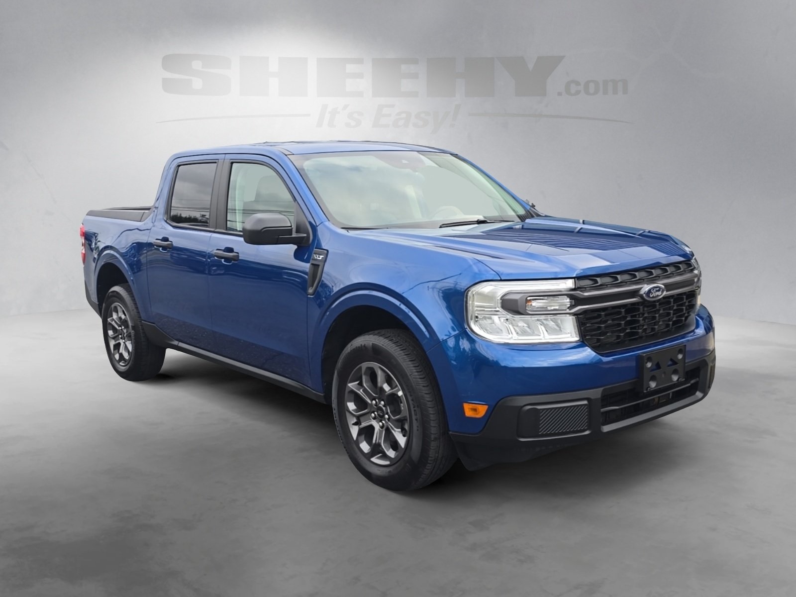 2024 Ford Maverick XLT photo 2