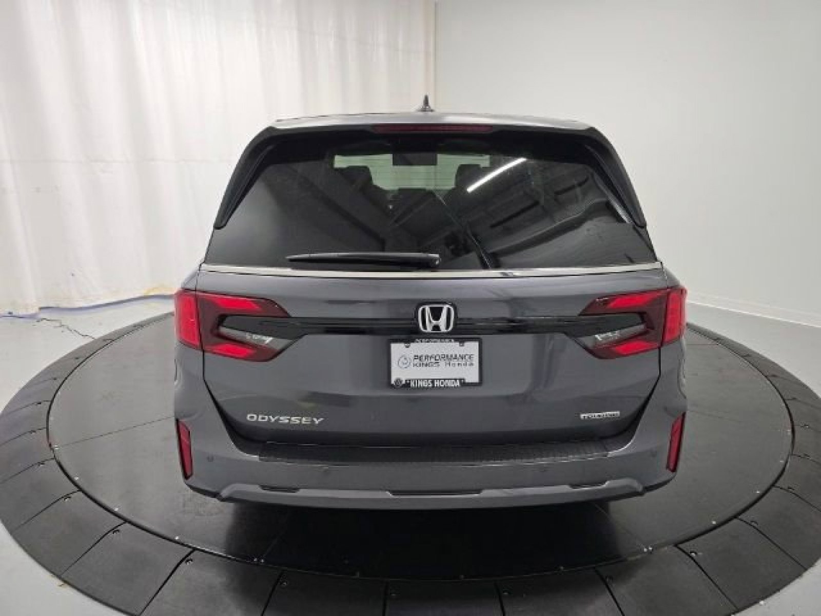 2026 Honda Odyssey Touring photo 24