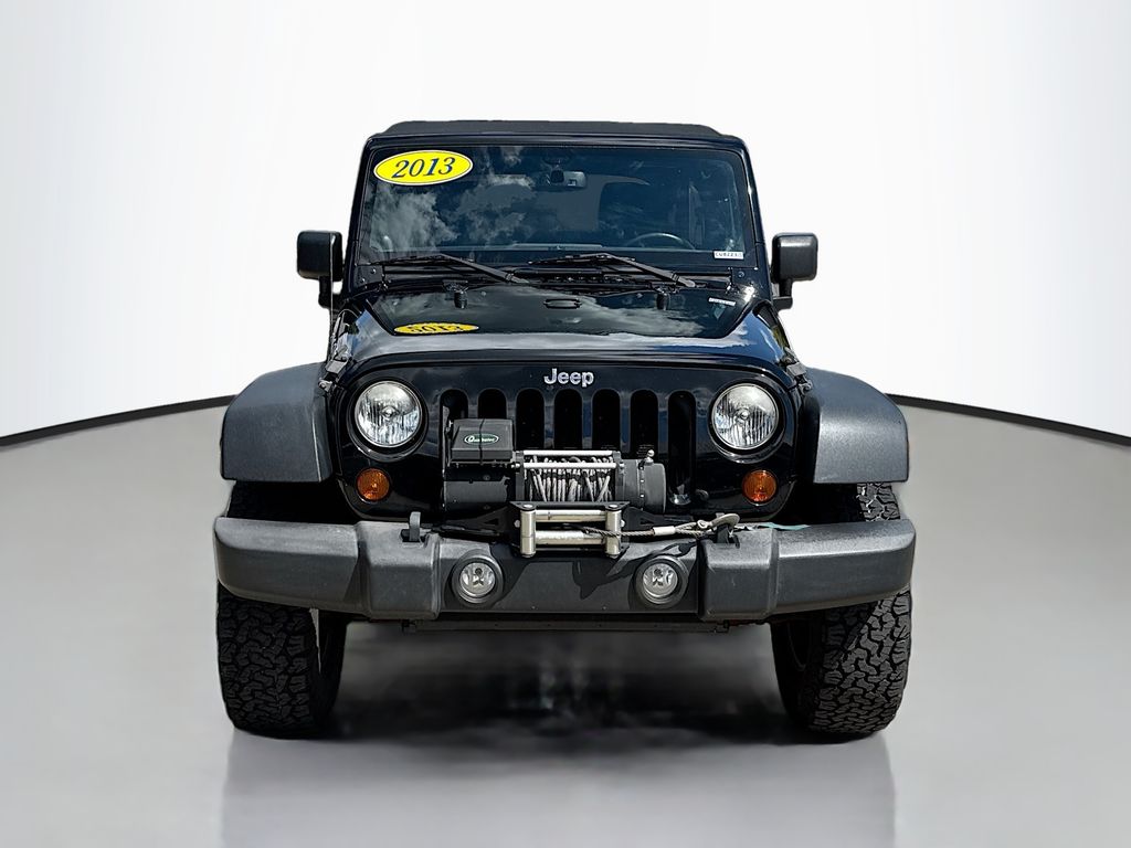 2013 Jeep Wrangler Rubicon photo 2
