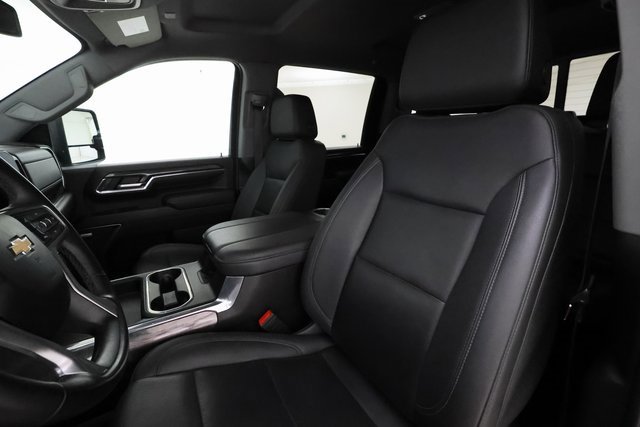 2024 Chevrolet Silverado 2500HD LTZ photo 10