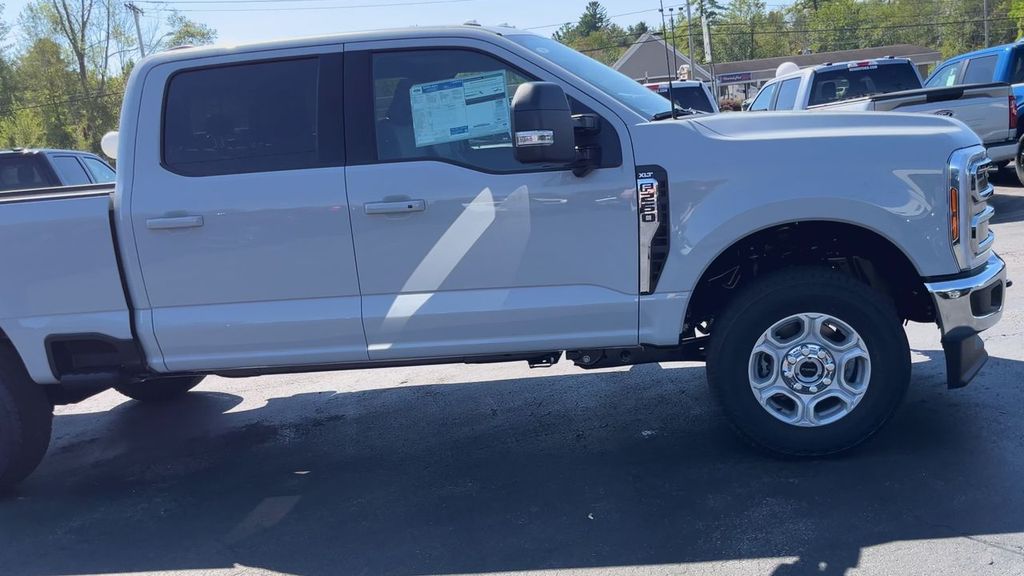 2026 Ford F-250 XLT photo 4