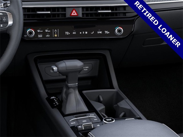 2025 Kia K5 GT-Line photo 22