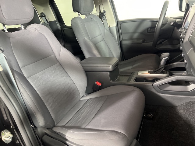 2022 Nissan Frontier S photo 14