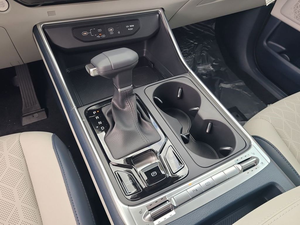 2026 Kia Carnival SX Prestige photo 18