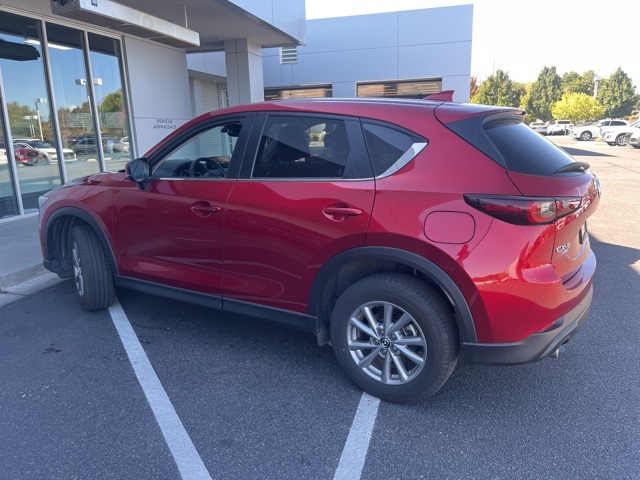 2023 Mazda CX-5 2.5 S Preferred photo 3