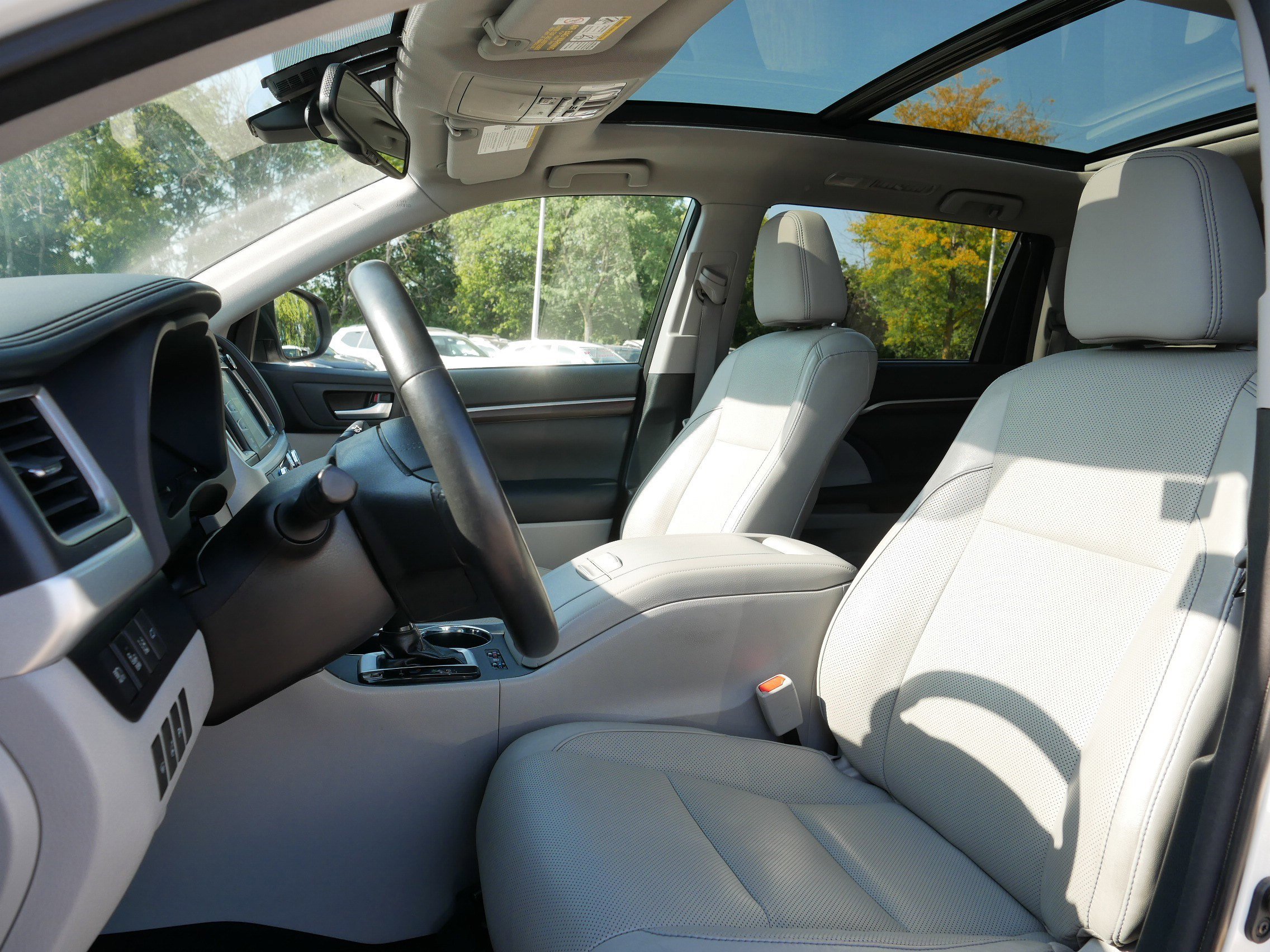 2015 Toyota Highlander Hybrid Limited photo 33