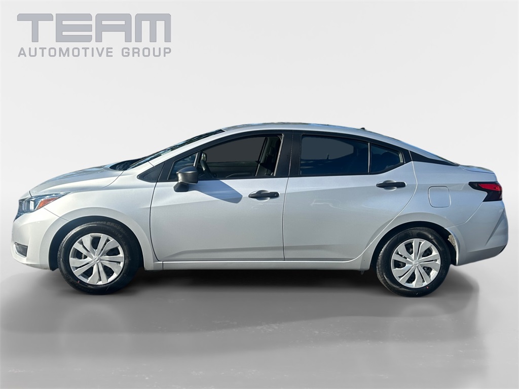 2024 Nissan Versa 1.6 S photo 4