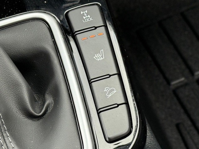 2024 Kia Seltos X-Line photo 23