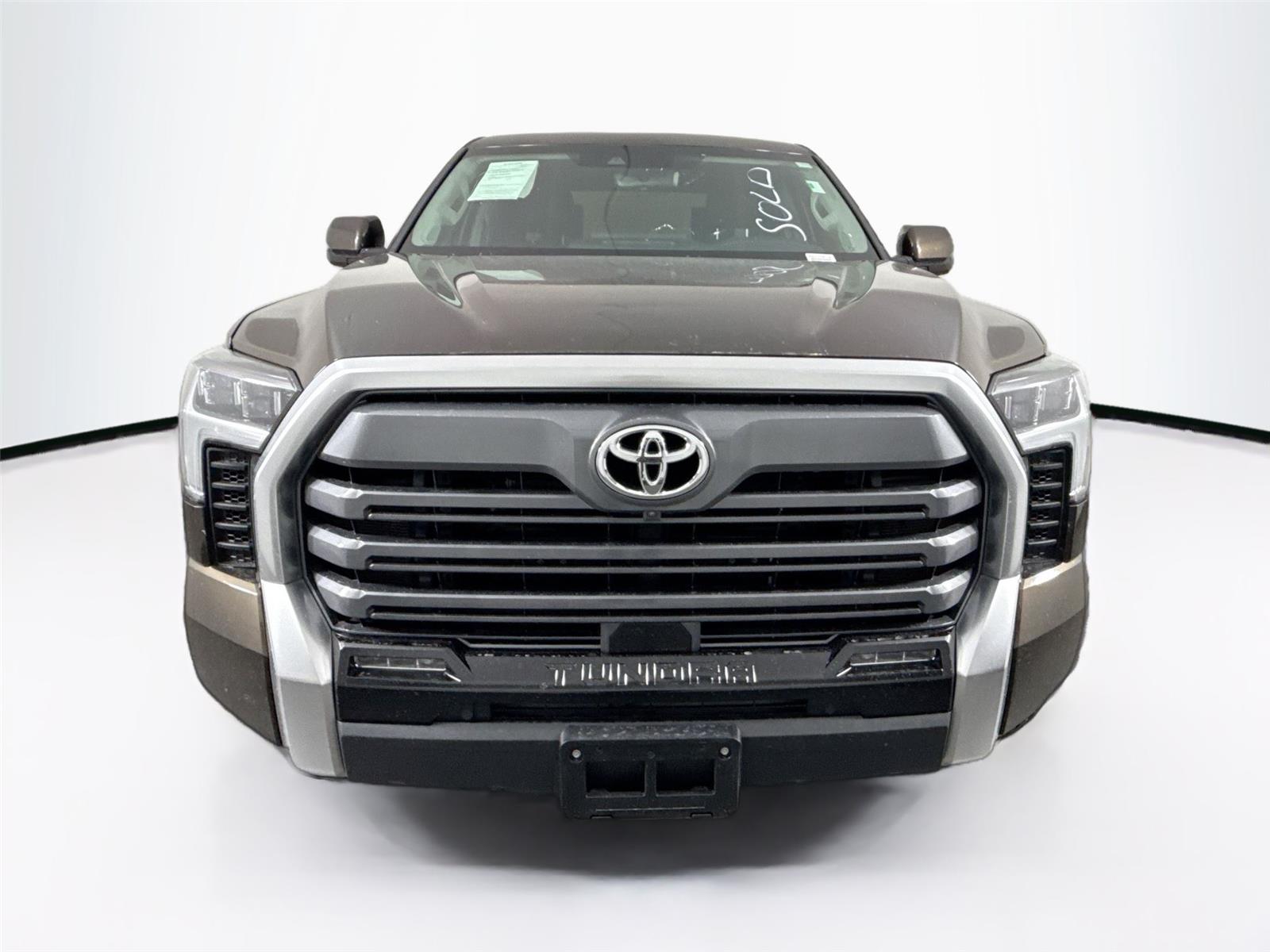 2023 Toyota Tundra Limited photo 2