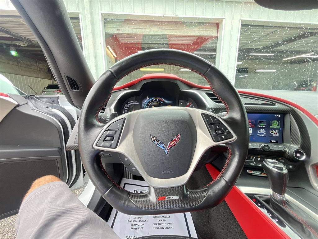2016 Chevrolet Corvette Z06 2LZ Coupe photo 14