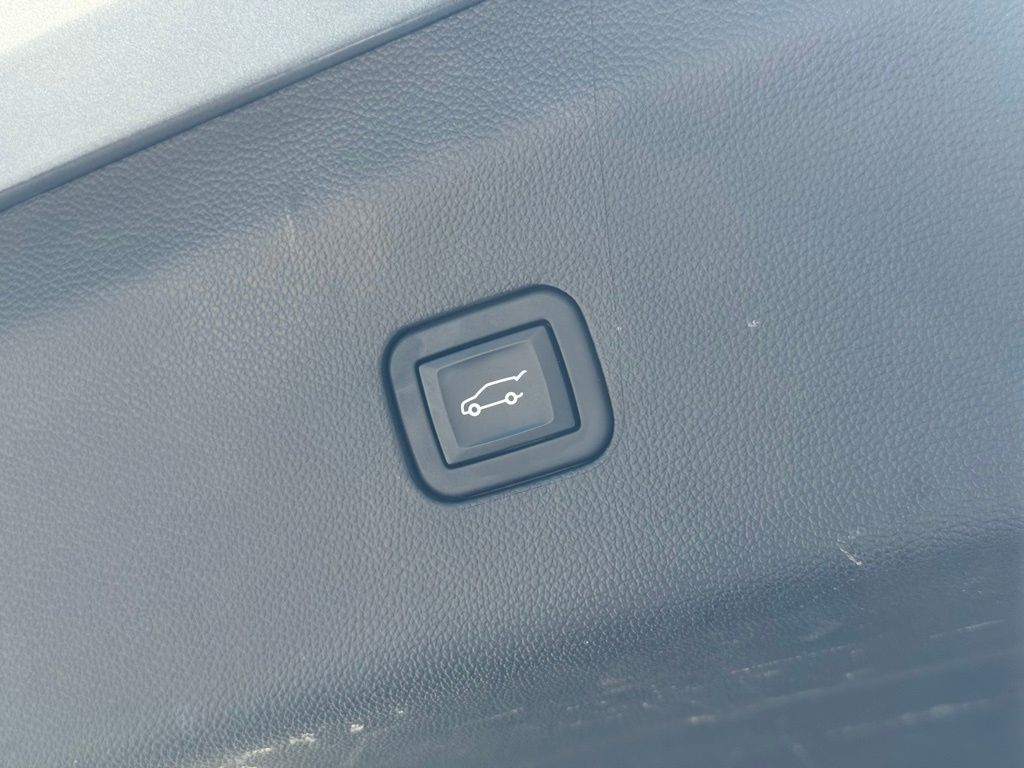 2023 Buick Enclave Essence photo 16