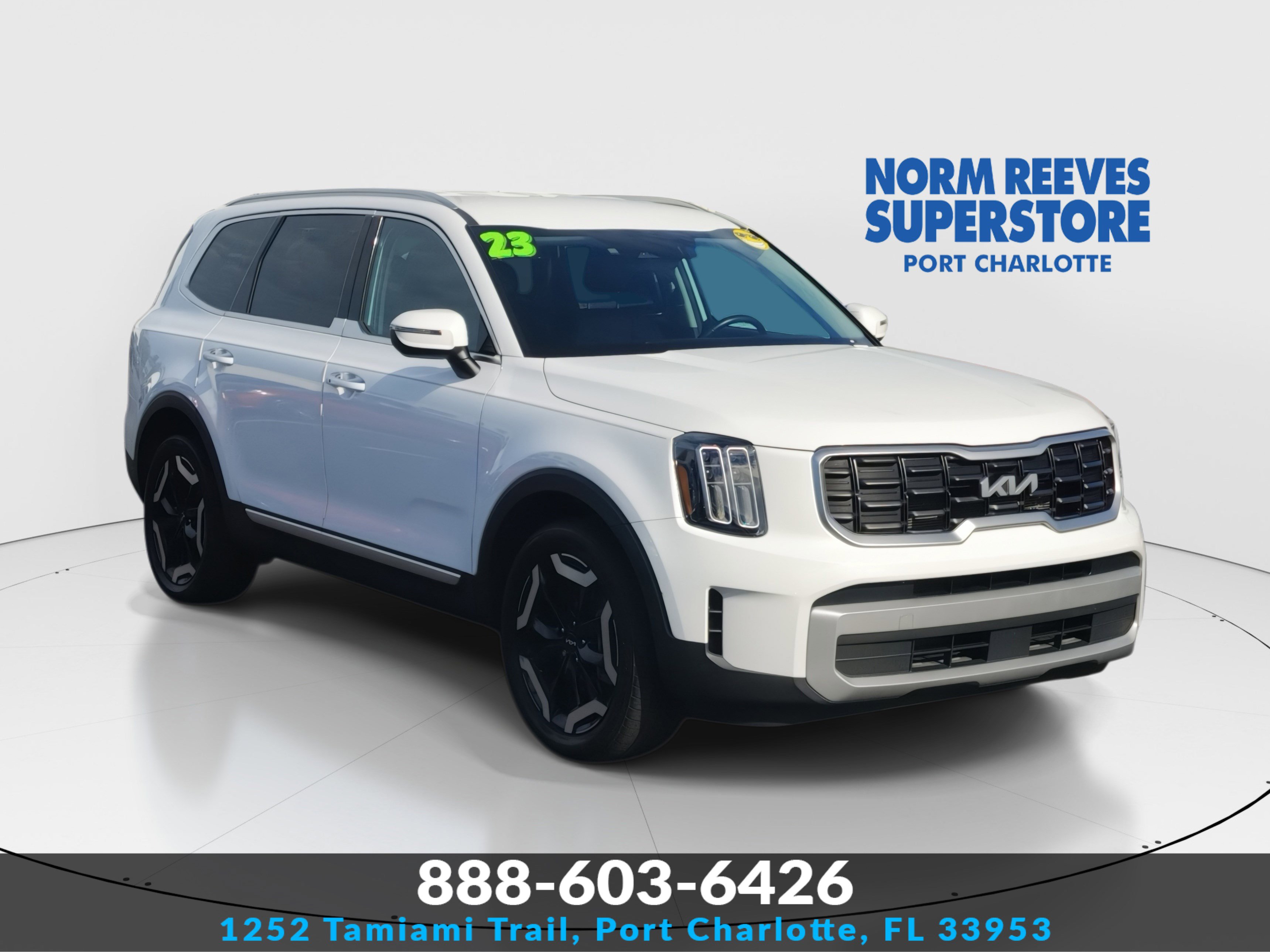 2023 Kia Telluride S's photo