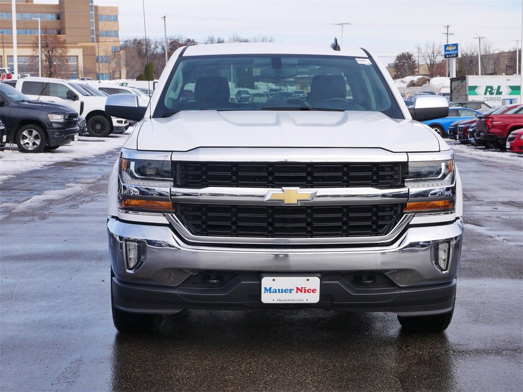Used 2018 Chevrolet Silverado 1500 LT with VIN 1GCVKREC5JZ179169 for sale in Inver Grove Heights, Minnesota