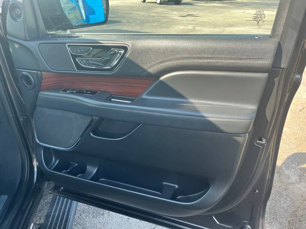 2023 Lincoln Navigator Reserve photo 23