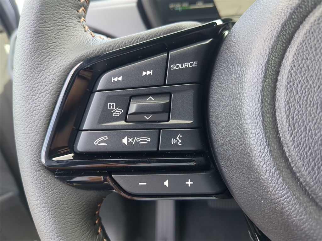 2025 Subaru Forester Touring photo 24