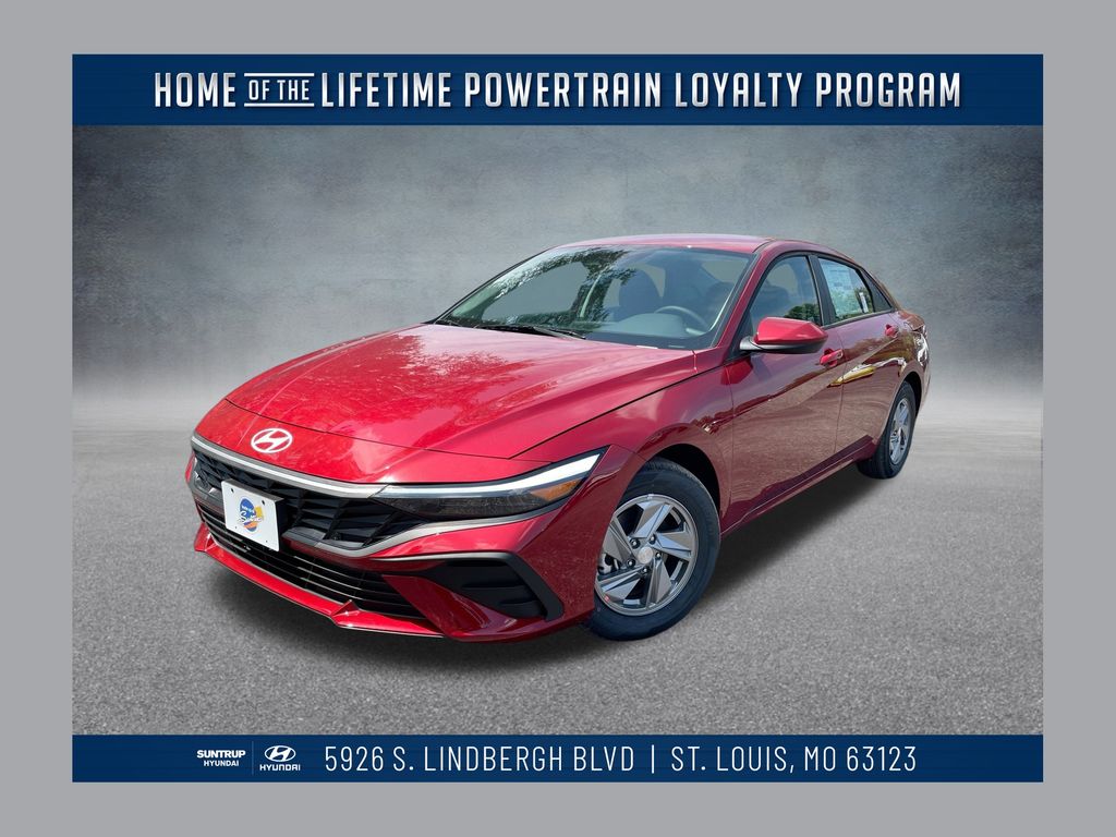 2025 Hyundai Elantra SE's photo