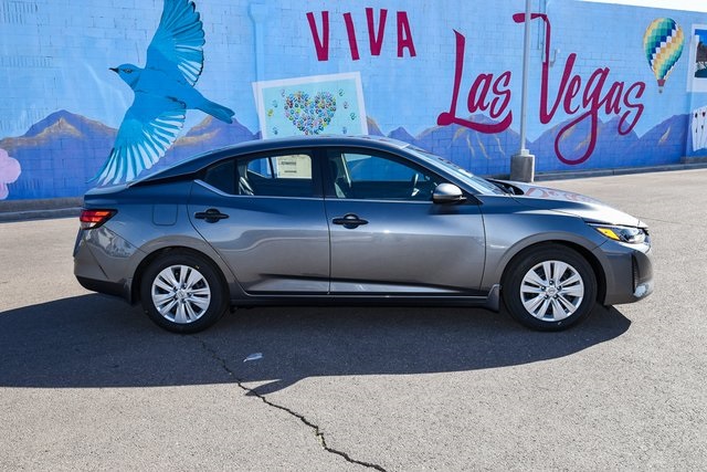 2025 Nissan Sentra S photo 3