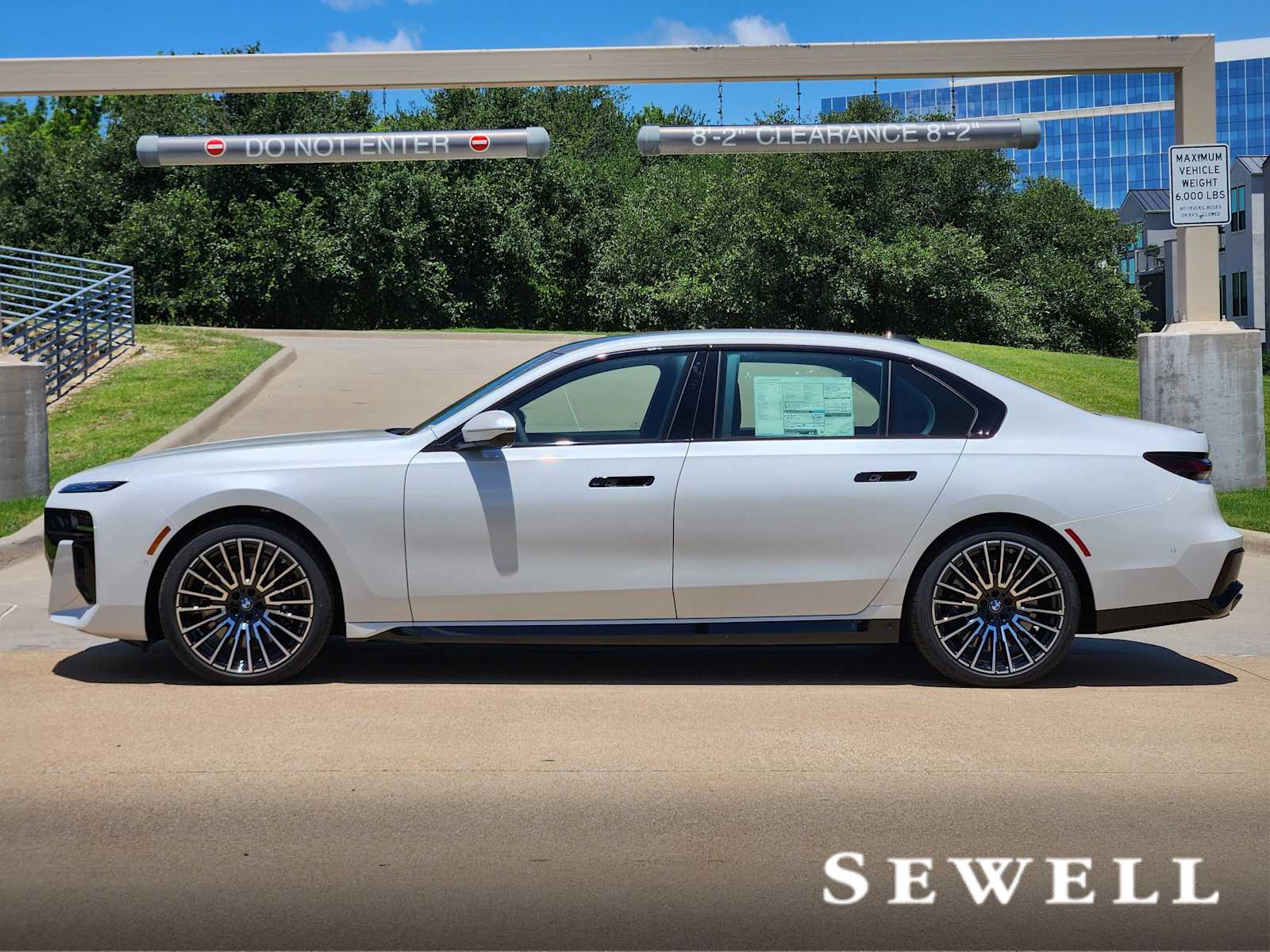 2025 Bmw 760i 760i xDrive photo 2