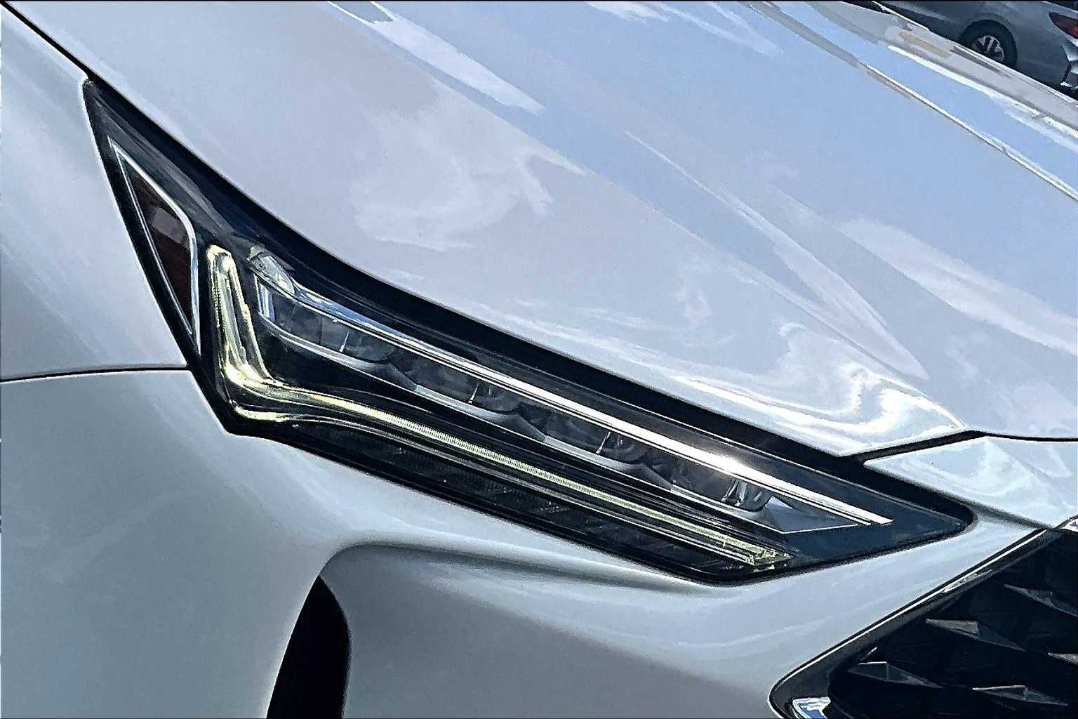 2023 Acura MDX SH-AWD photo 23