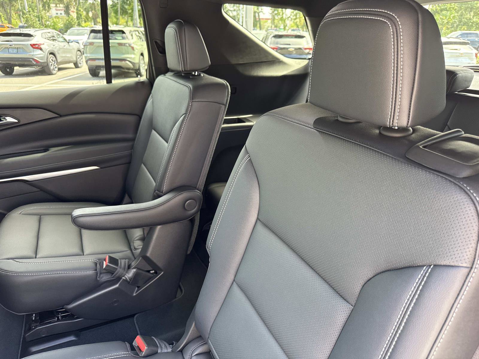 2026 Chevrolet Traverse photo 11