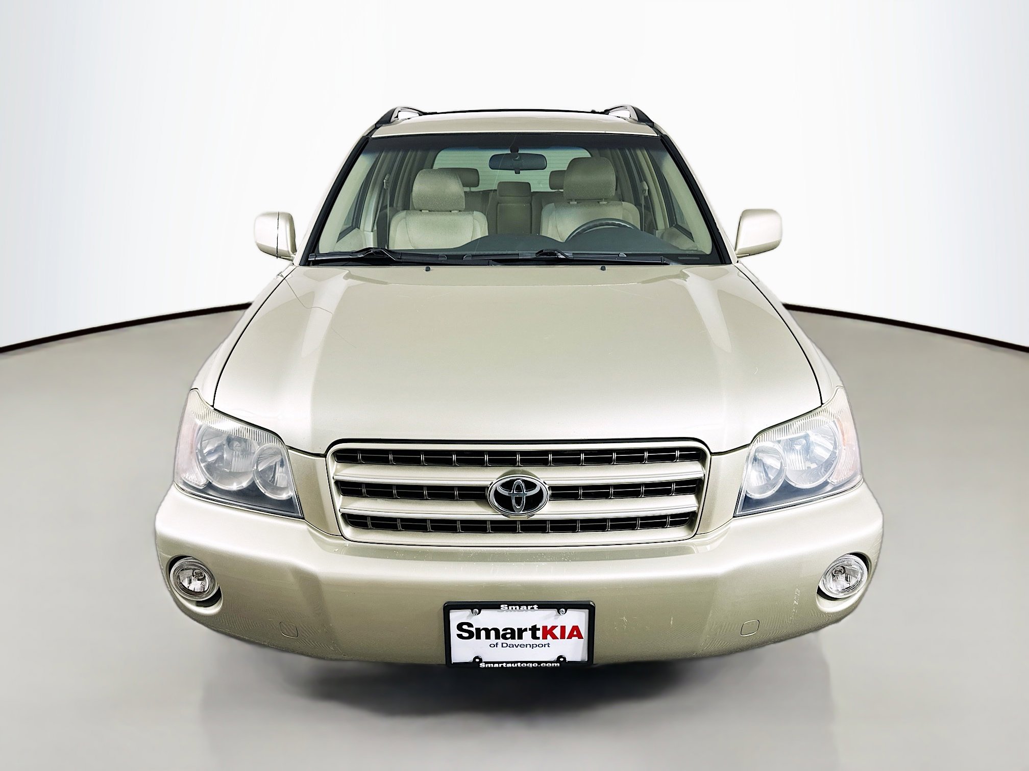 2003 Toyota Highlander photo 2