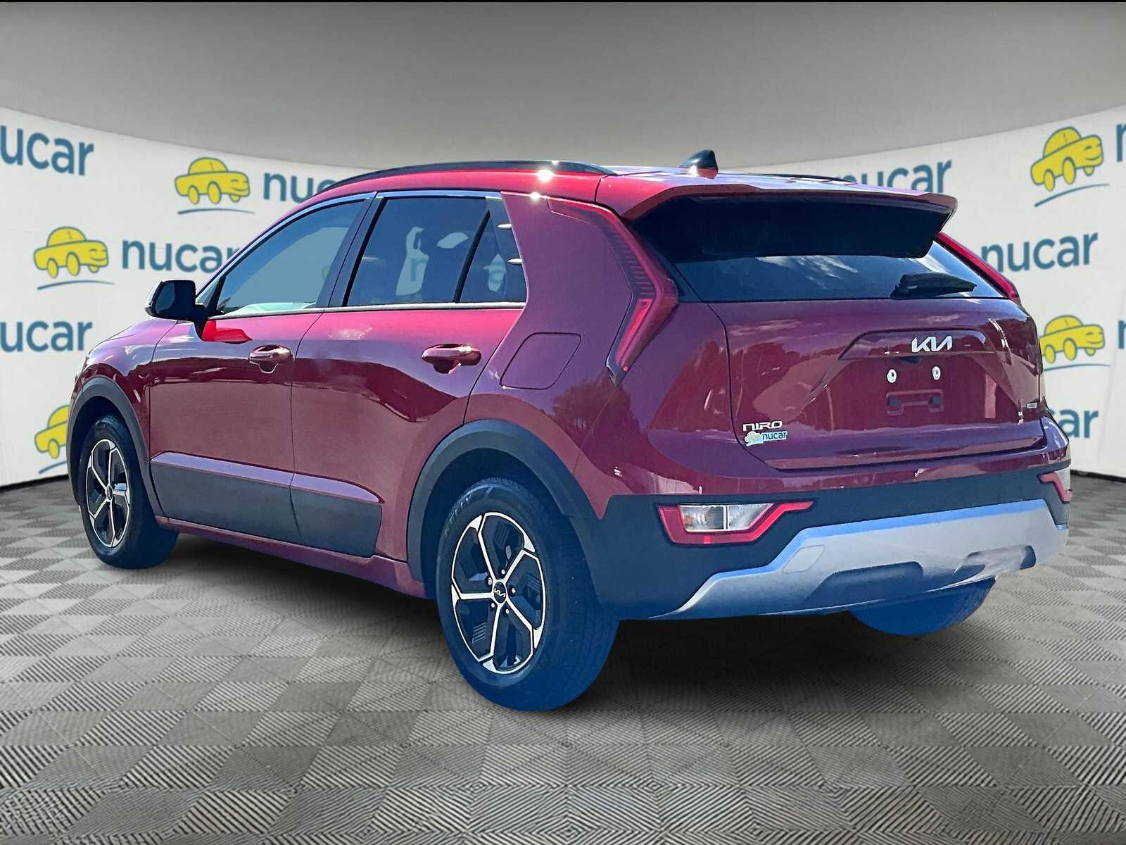 2023 Kia Niro EX photo 4